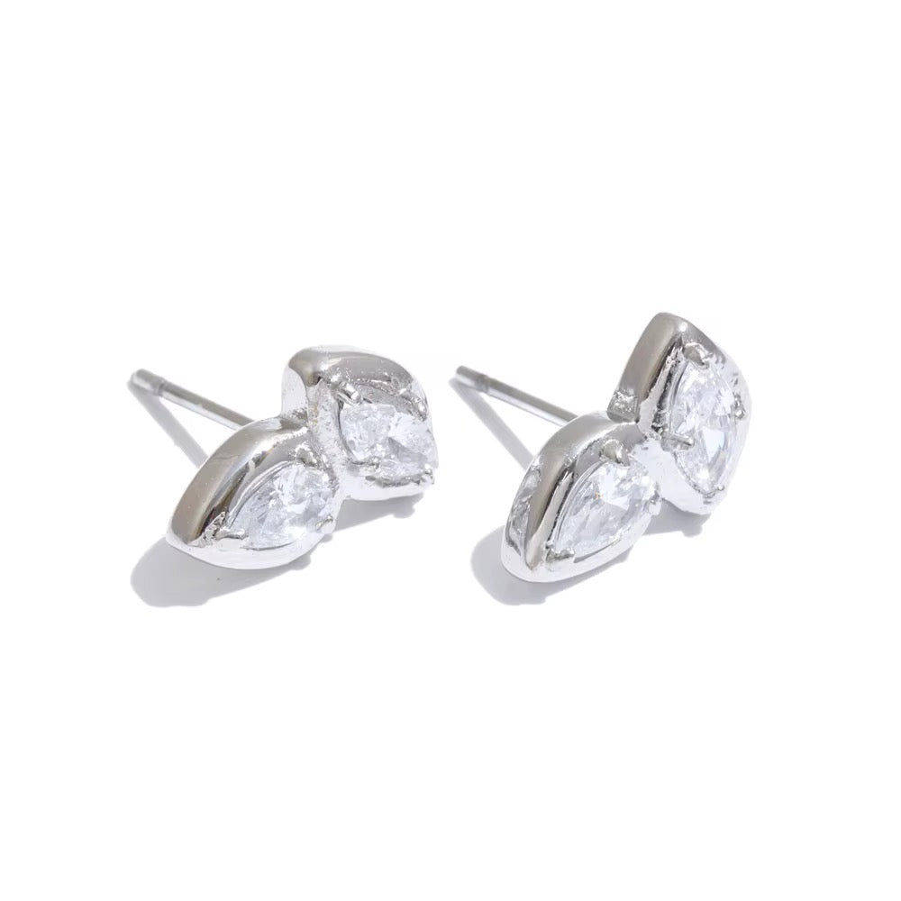 Elara sparkle stud earrings