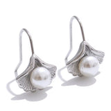 Little shell pearl earrings