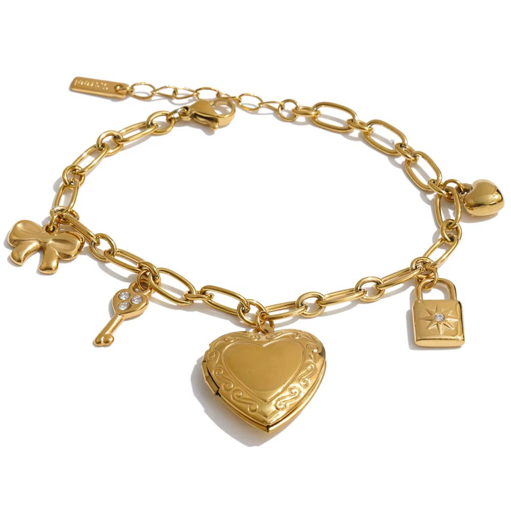 Amora bracelet